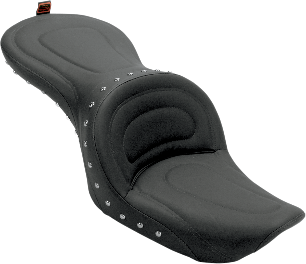 Bill's Exhausts SADDLEMEN Explorer Special Seat for FXDWG 1996-2003, showing the custom motorcycle seat design and stitching details.
