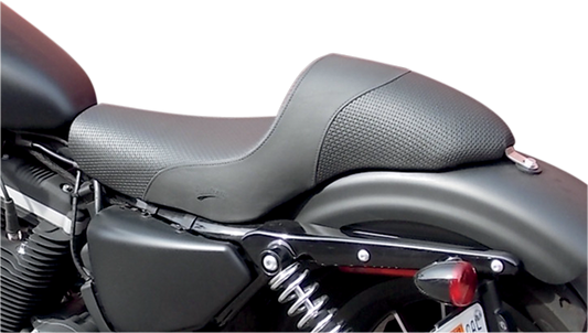 SADDLEMEN Americano Smooth Seat for XLR motorcycle by Bill's Exhausts, shown with sleek, contoured design and smooth finish.