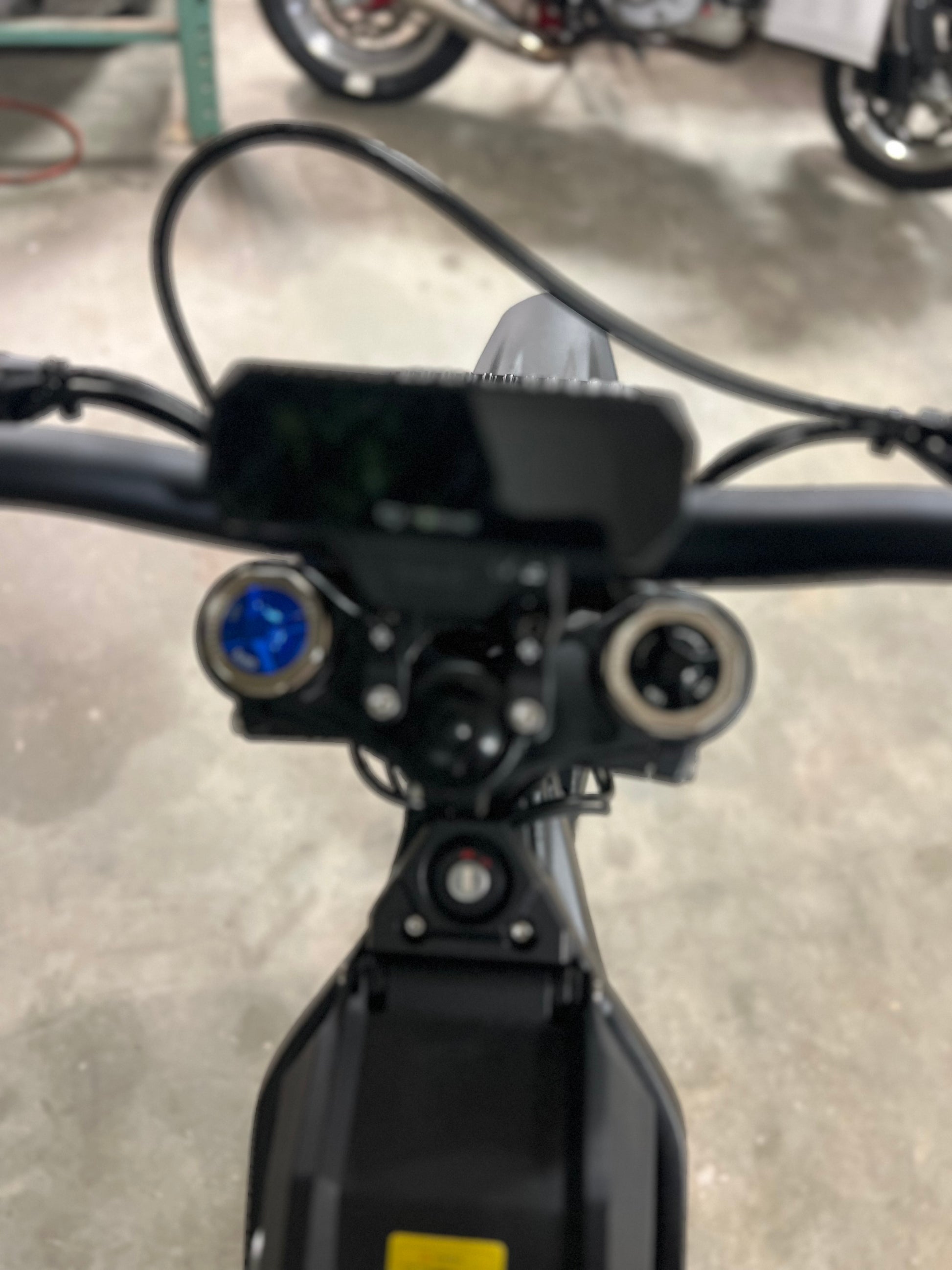 79Bike Falcon GT 72V Electric Dirt Bike - Howling Moto