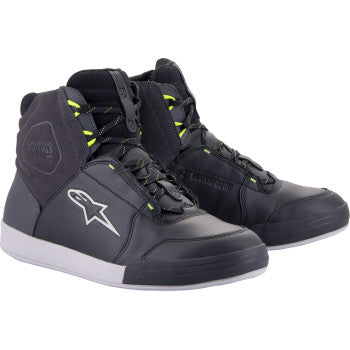 Alpinestars Chrome waterproof shoes in black and gray, US size 7.5, featuring sleek design and durable construction.