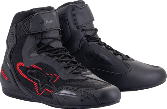 Alpinestars Faster-3 Rideknit® shoes in black, gray, and red with US 9.5 size, featuring sleek design and breathable material.