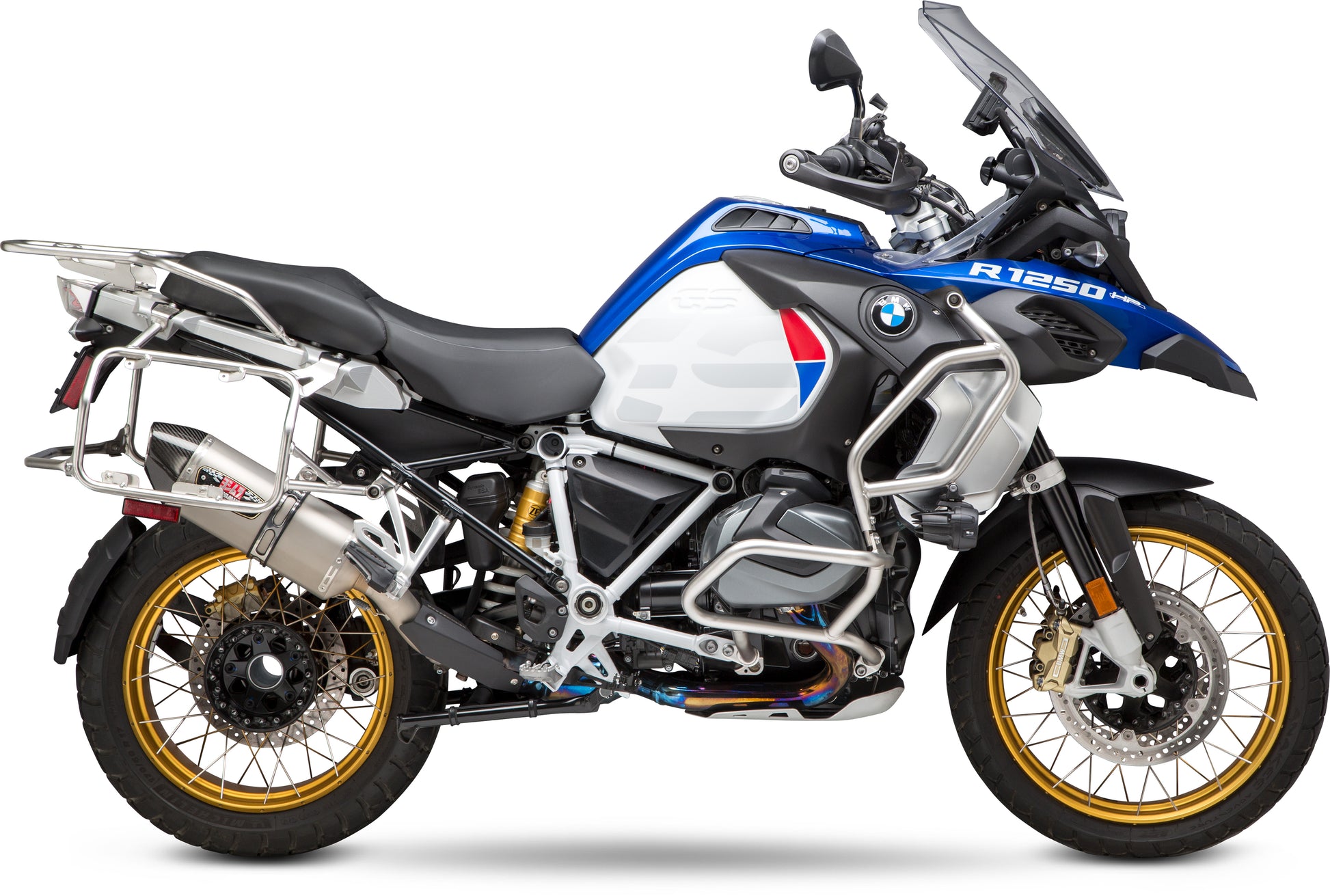 YOSHIMURA Yoshimura Exhaust Street R 77 Slip-On with stainless steel and carbon fiber end cap, motorcycle exhaust system.