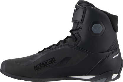 Alpinestars Faster-4 road cycling shoes in black and white with US size 9, featuring breathable mesh and secure closure.
