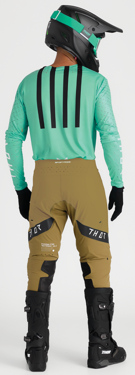 Black THOR Launchmode gloves in small size with protective design, featuring the THOR brand logo.
