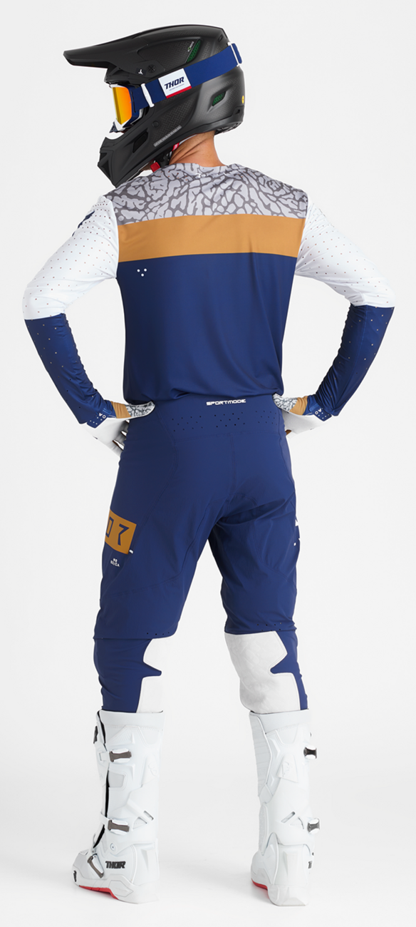 THOR Sportmode Bravo Gloves in navy and copper, large size, with padded palms and adjustable wrist straps.