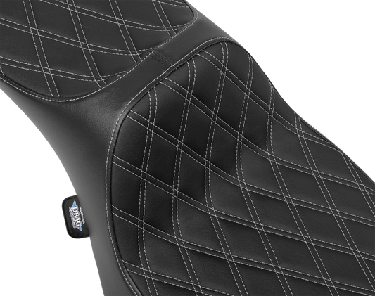 Drag Specialties Predator III extended reach motorcycle seat with silver stitching for Harley FLH/FLT 2023-2024, showing the seat's sleek design.