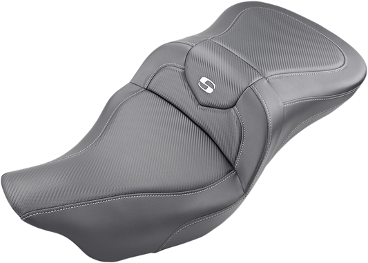 Bill's Exhausts SADDLEMEN Extended Reach Road Sofa Seat in carbon fiber for 2008-2023 FL motorcycles, showcasing sleek seat design.