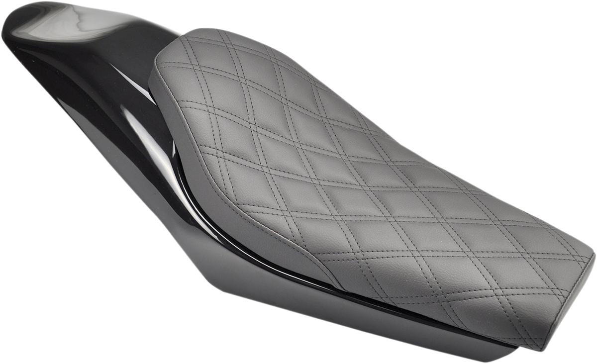 Bill's Exhausts SADDLEMEN Champ Seat Lattice Z4218 motorcycle seat with textured surface and supportive design.