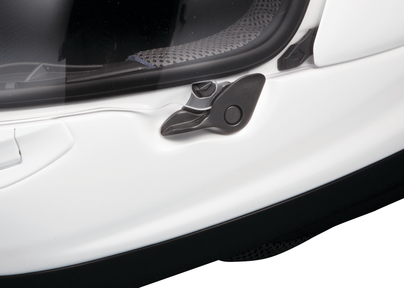 White ARAI HELMETS Corsair-X motorcycle helmet, XL size, featuring aerodynamic design and clear visor.