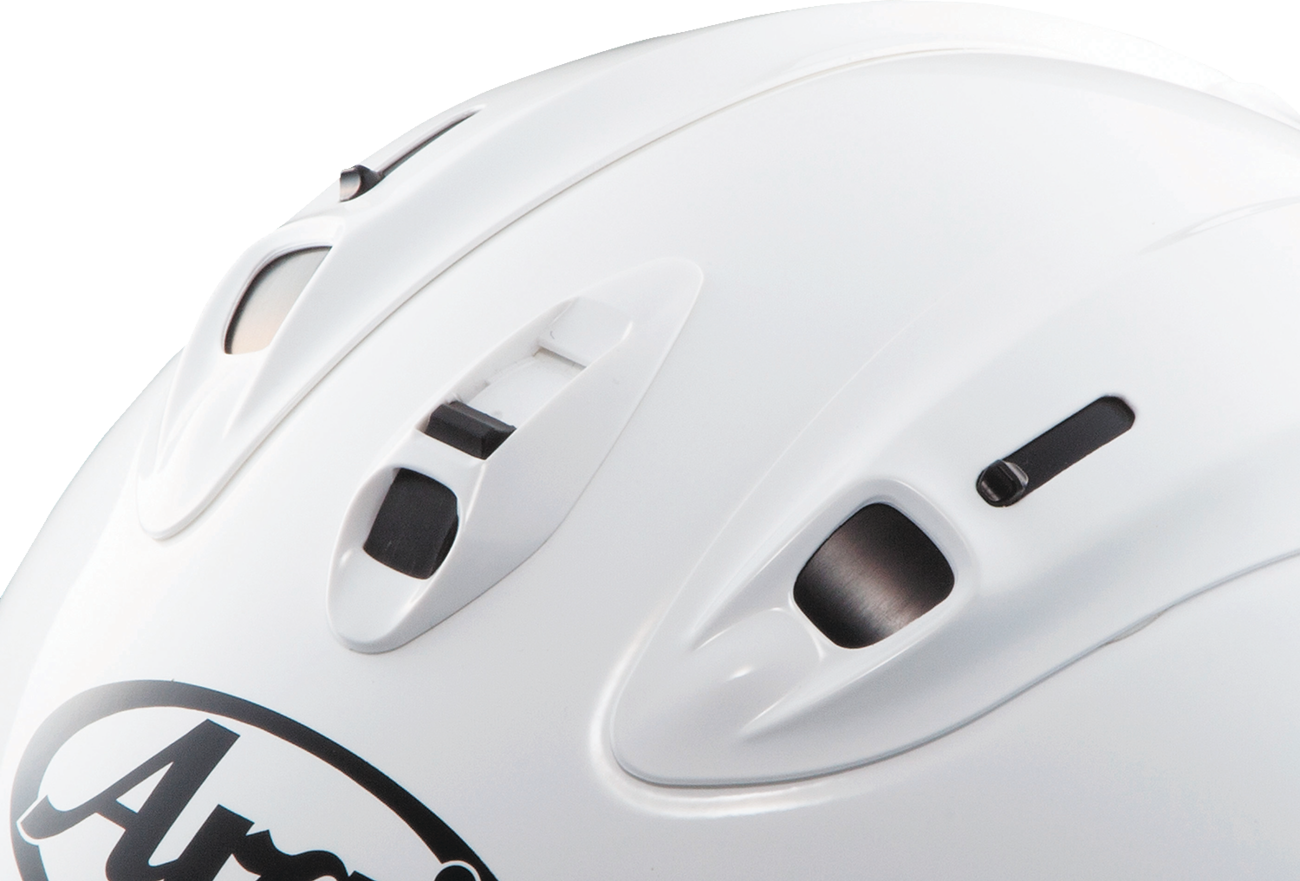 White ARAI Helmets Corsair-X motorcycle helmet with XL size, featuring aerodynamic design and ventilation for rider safety.