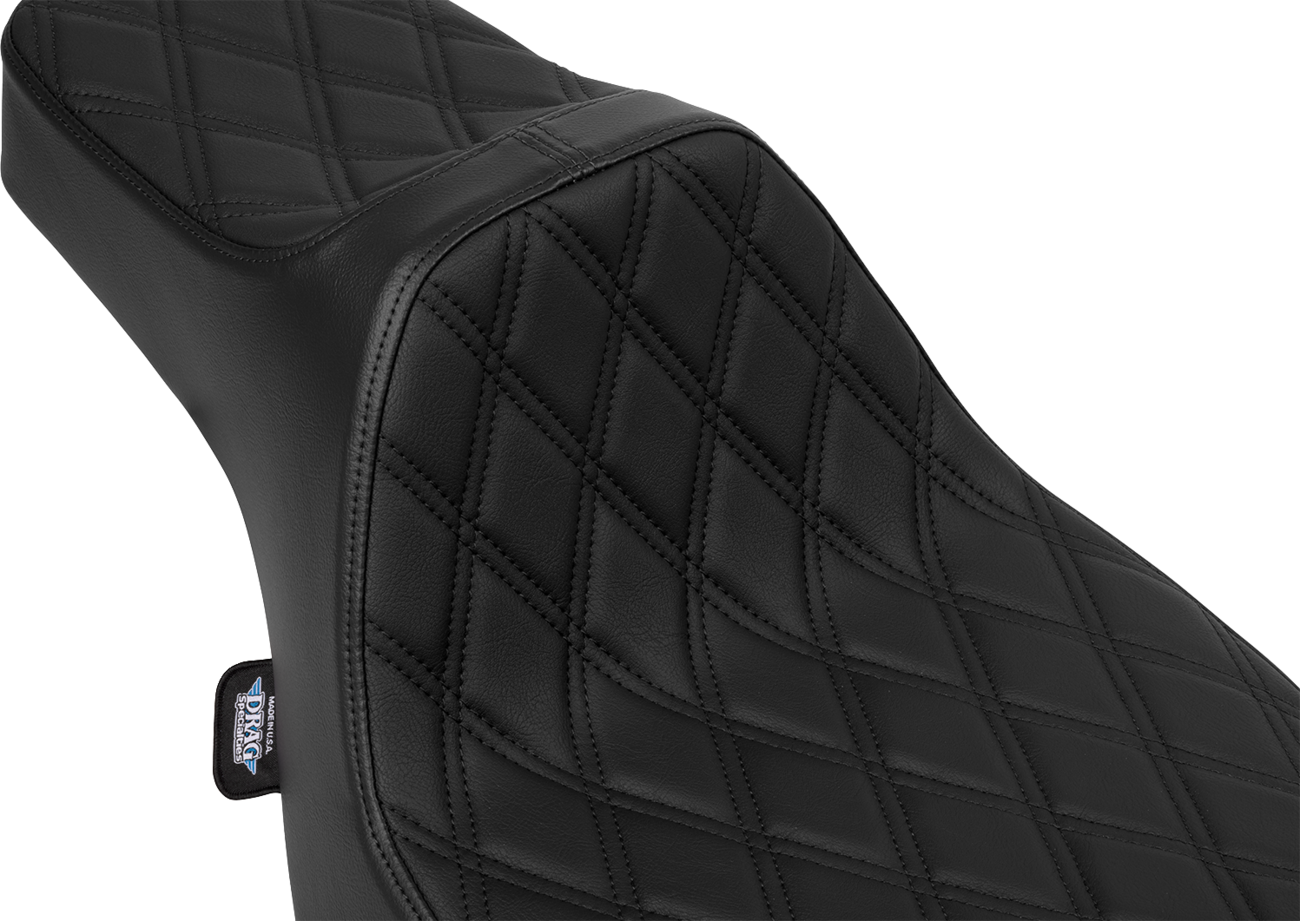 Drag Specialties Predator III Extended Reach Seat for FLH/FLT motorcycles, featuring a comfortable, contoured design for 2023-2025 models.
