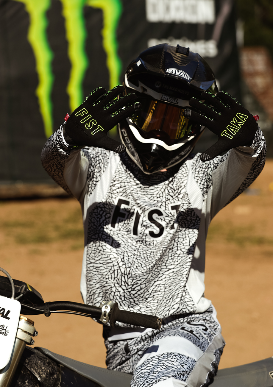 FIST Handwear Taka Higashino Cali Roll gloves in 2XS, black with strap details, designed for comfort and style.