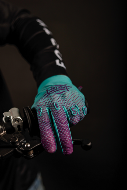 FIST Handwear Breezer Gloves in violet halftone, XS, lightweight mesh with perforated Clarino palm for breathability and comfort