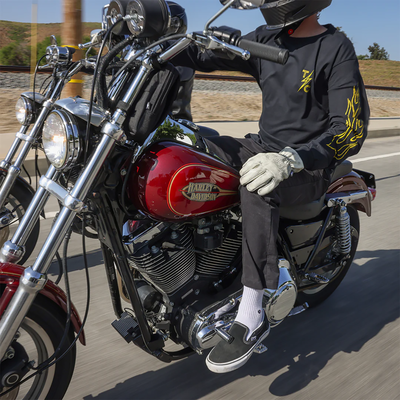 Bone white Roper leather gloves by THRASHIN SUPPLY CO. in medium size, showing detailed stitching and classic design.