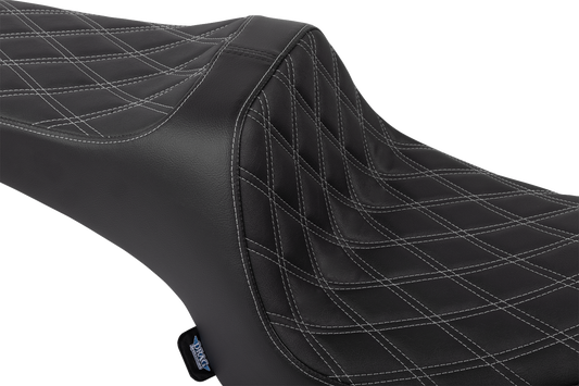 DRAG SPECIALTIES SEATS Predator III vinyl motorcycle seat with double diamond stitching for Challenger 2020-2025, part 4718C.