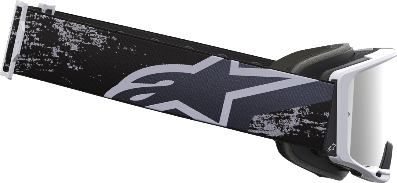 Alpinestars Vision 8 goggles with Lahnd Iron and camo design, silver mirror lens, featuring adjustable strap and ventilation.
