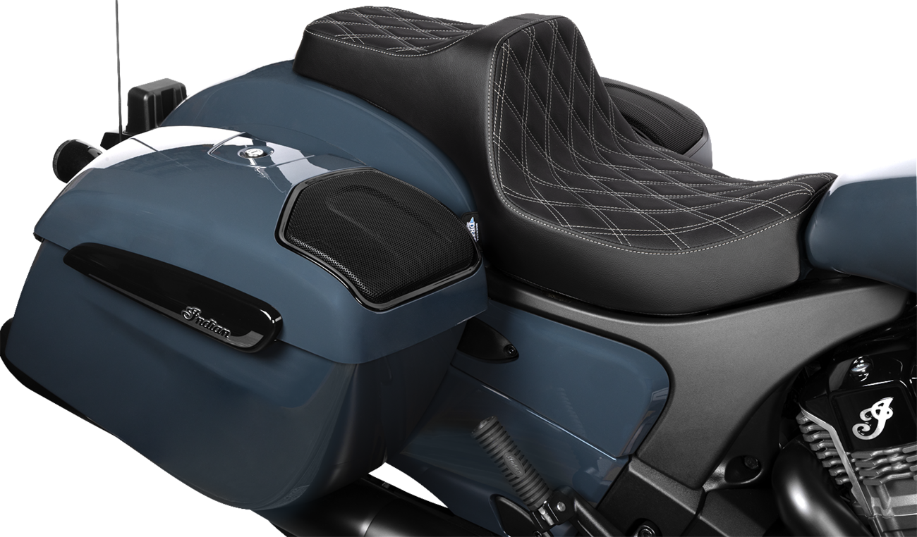 Drag Specialties Predator III 2-up vinyl motorcycle seat with double diamond pattern and silver stitching for Chieftain '25 and Challenger '20-'25
