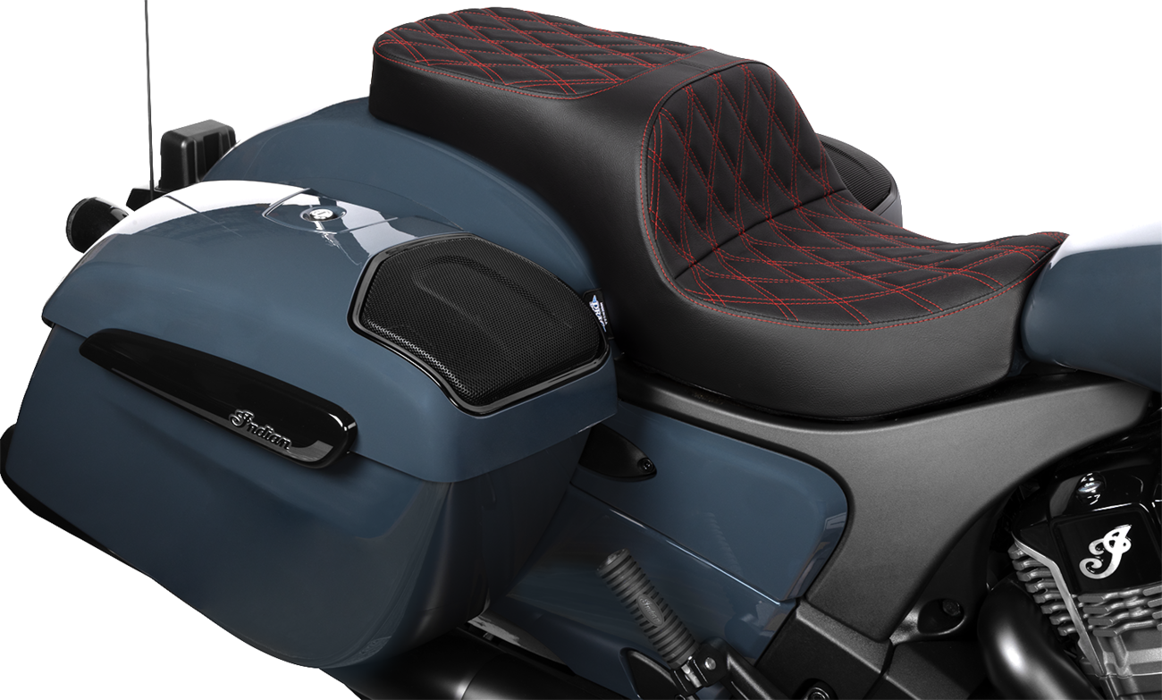 Drag Specialties Challenger and Chieftain Freedom Seat with red double diamond stitching, designed for 2020-2025 models.