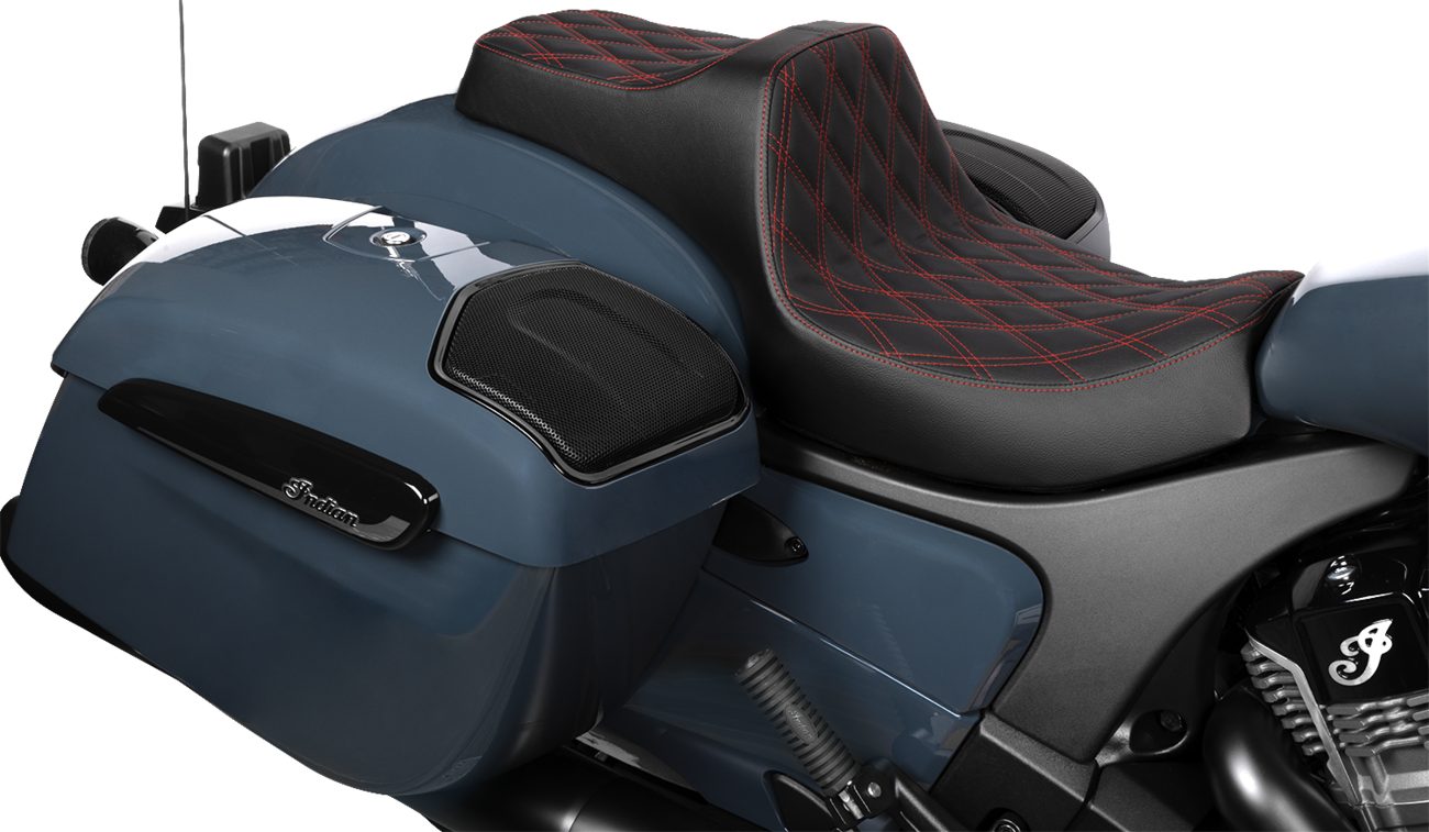 Drag Specialties Predator III 2-up seat for Indian Chieftain and Challenger models, featuring cushioned black leather upholstery.