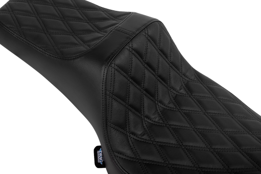 Drag Specialties Predator III 2-up seat for Chieftain '25 and Challenger '20-'25 motorcycle, showing the black cushioned seat.