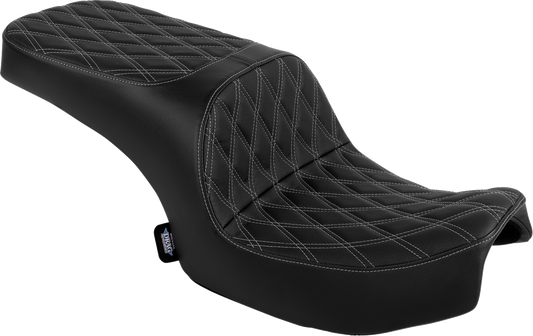 Drag Specialties Challenger and Chieftain vinyl seat with silver double diamond stitching, model #4722C, designed for motorcycle comfort.
