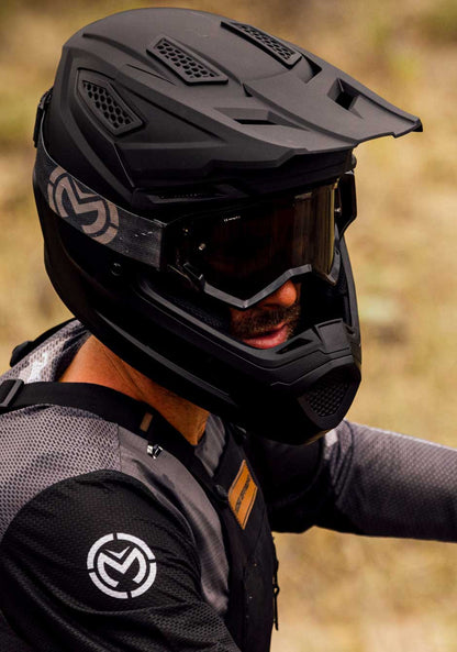Z1R Dirt Maxx Adult Full-Face Off-Road Helmet – Black & White