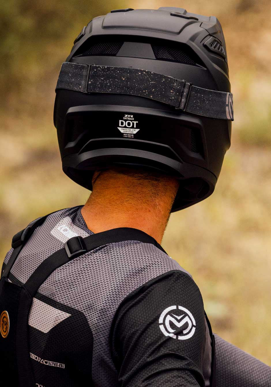 Z1R Dirt Maxx Adult Full-Face Off-Road Helmet – Black & White