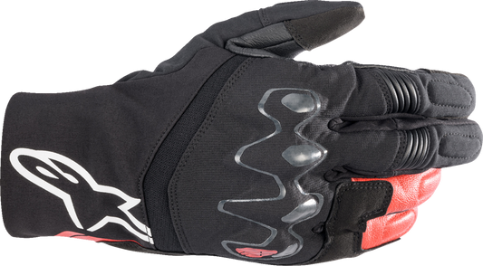 Alpinestars Hyde XT DrystarXF® motorcycle gloves in black and bright red, size medium, with protective features and breathable material.