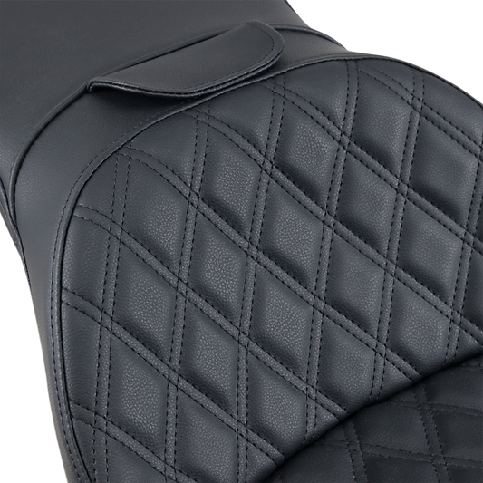 Black Saddlemen Explorer motorcycle seat with backrest, lattice stitching, designed for FXST models.