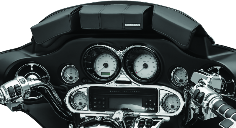 Kuryakyn Batwing fairing pouch bag for Harley Davidson Electra Glide and Ultra Classic motorcycles, mounted on fairing.