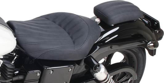 SADDLEMEN Knuckle Pad seat by Bill's Exhausts, 6-inch motorcycle seat with durable padding and sleek design.