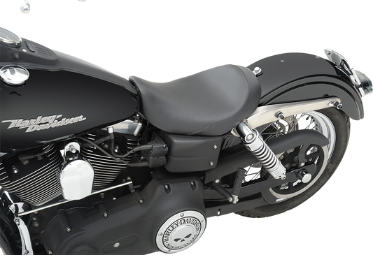 Black SADDLEMEN S3 Super Slammed Solo Seat for Dyna '06-'17, designed for Harley Davidson motorcycles.
