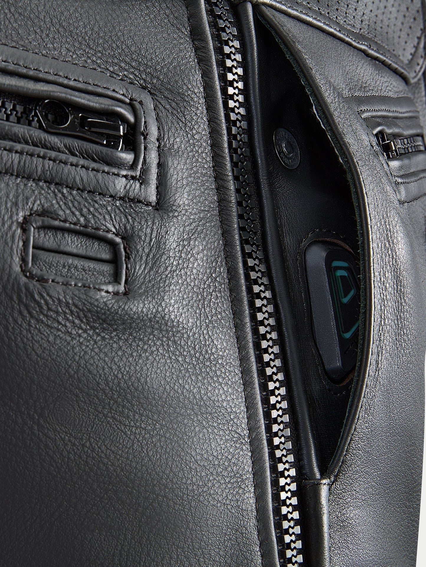 Alpinestars Tech-Air® 3 V2 Leather Airbag System | Black