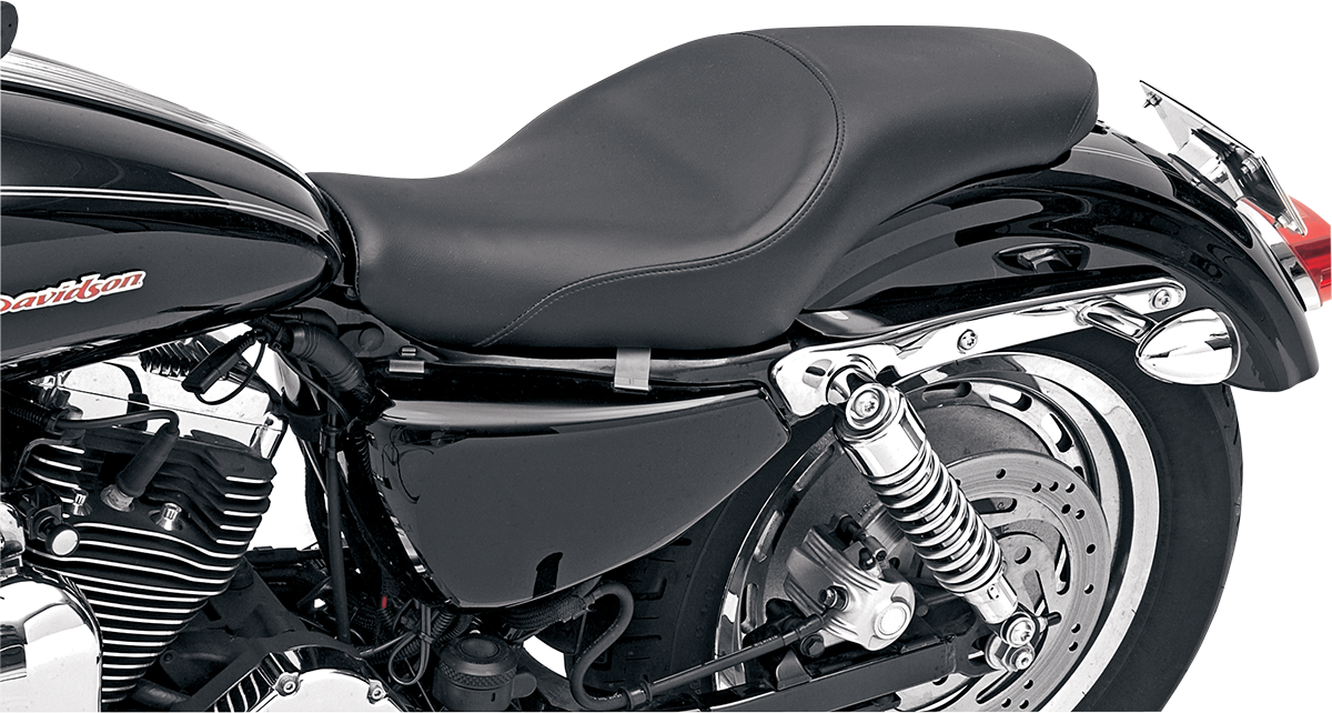 Bill's Exhausts SADDLEMEN Pro Tour Seat for 4.5-gallon tanks, XL model 2004-2020, motorcycle seat with black leather finish
