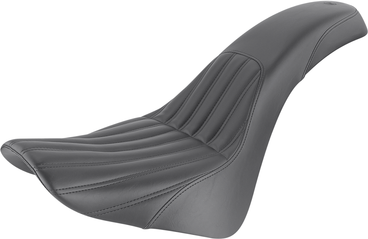Black SADDLEMEN Profiler Knuckle Seat for motorcycle, featuring a comfortable design and durable construction.