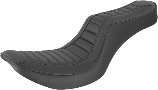 SADDLEMEN Hog Killers Seat for FXR motorcycle, black leather seat with detailed stitching, designed for comfort and style.