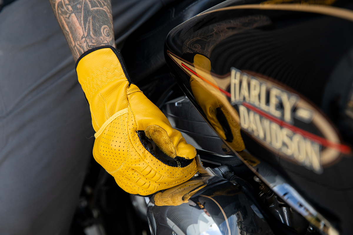 Bill's Exhausts BILTWELL Borrego Gloves in gold and black, small size, featuring durable leather construction and stylish design.