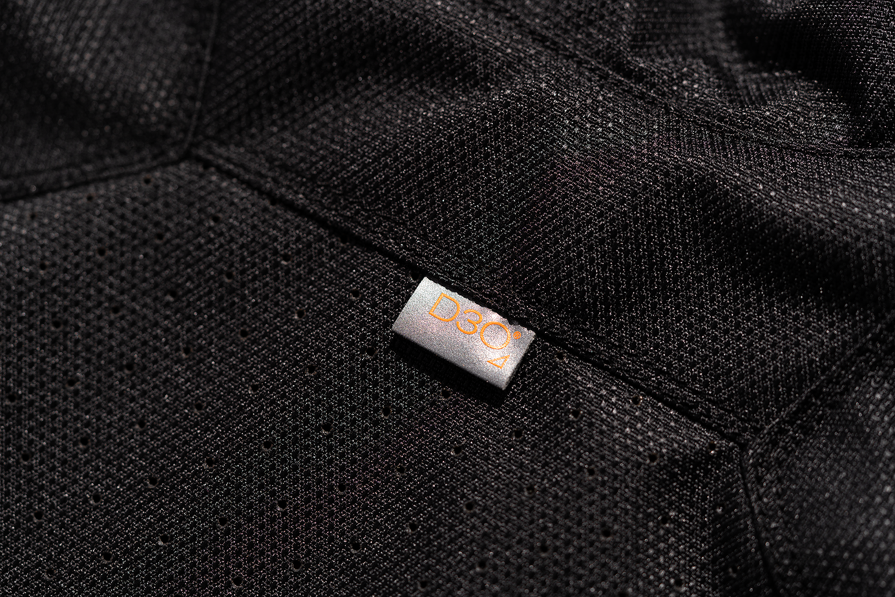 Bill's Exhausts ICON Hooligan CE Jacket Slayer XL, black motorcycle jacket with protective armor and stylish design.