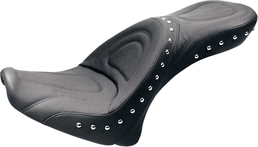Bill's Exhausts SADDLEMEN Explorer Special Seat for Softail motorcycles, featuring comfortable padding and sleek design