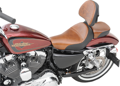 Bill's Exhausts SADDLEMEN Lariat Seat for 4.5-gallon tank, XL size, showcasing the padded, contoured motorcycle seat with detailed stitching.