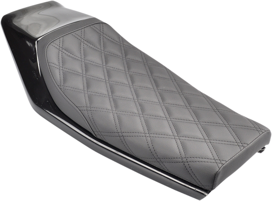 SADDLEMEN Lattice Stitched Caballero Seat for motorcycles, featuring detailed stitching and durable seat design.