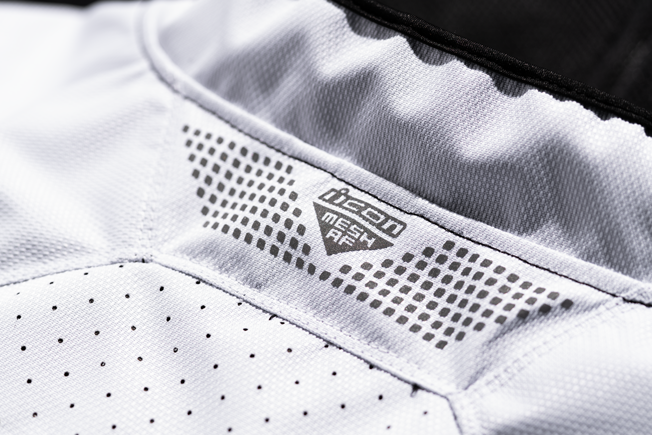 Bill's Exhausts ICON Mesh AF™ jacket in black and white, XL size, featuring a stylish mesh design and modern jacket details.