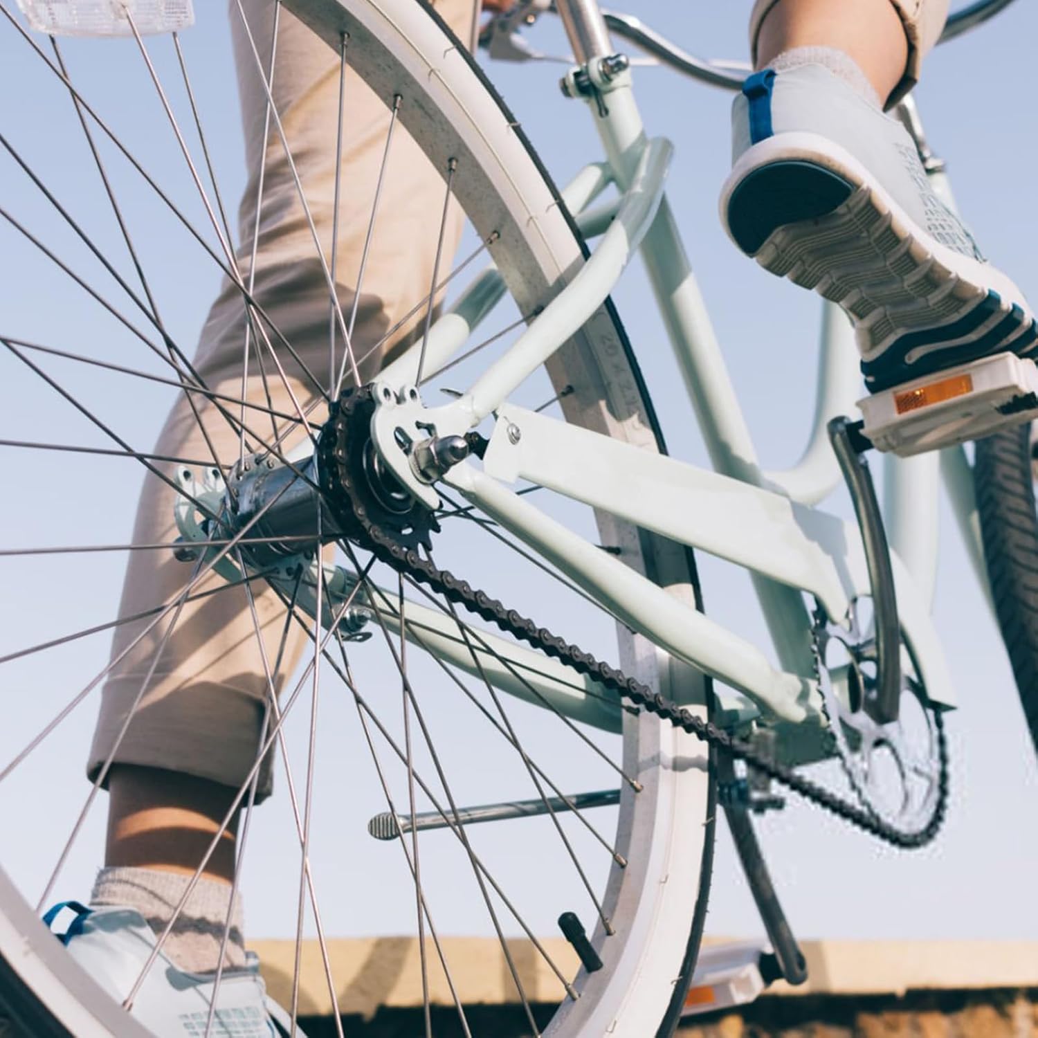 Hycline 24T single speed bike freewheel for bicycle cassettes and freewheels, shown mounted on a bike drivetrain.