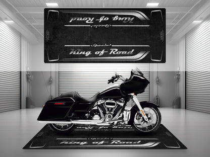 Motorcycle Mat for Cruiser Motorcycle "Special King of Road" - MM7346 - Howling Moto