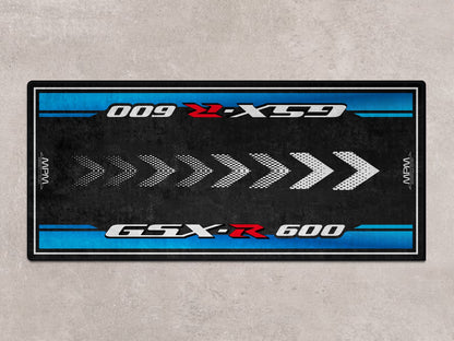 Designed Pit Mat for Suzuki GSX-R600 Motorcycle - MM7358 - Howling Moto