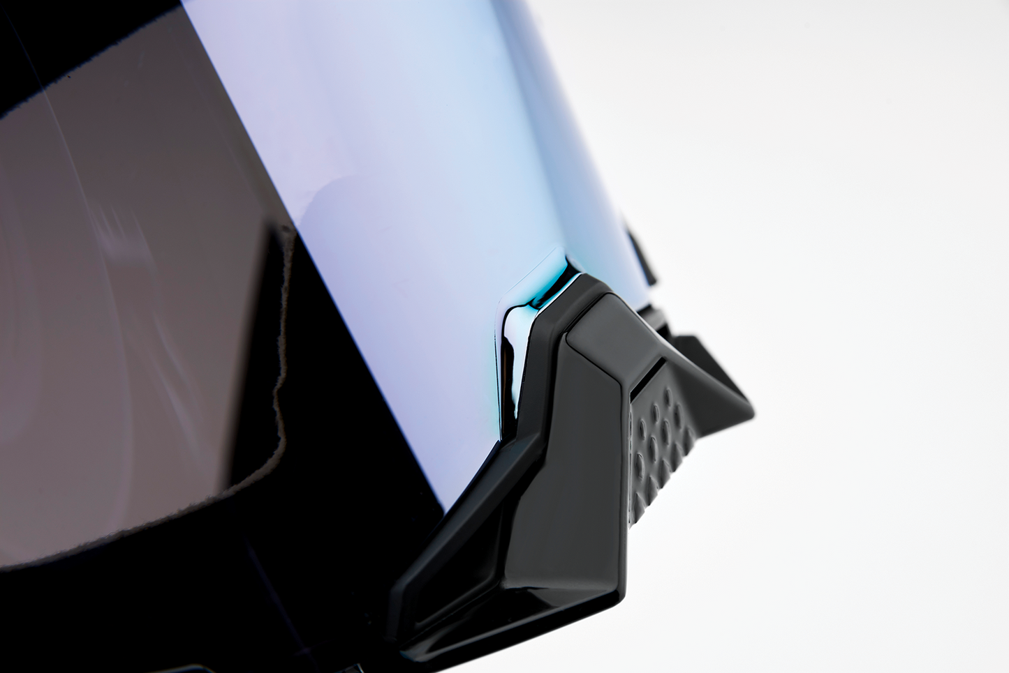Bill's Exhausts 100% Armega goggles in black with silver flash mirror lenses, featuring a sleek and sporty design.
