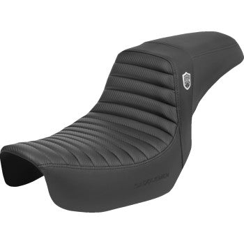 SADDLEMEN Pro Series SDC performance motorcycle seat with tuck-n-roll design, carbon fiber accents, and gripper surface for Dyna '06-'17
