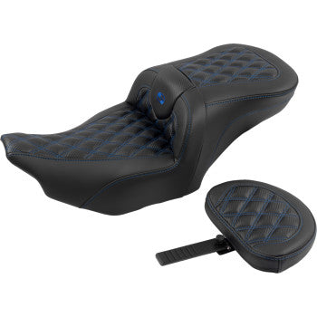 Bill's Exhausts SADDLEMEN RoadSofa seat with backrest, carbon fiber, lattice stitch, blue stitching for FLTR/FLHX 2023-2024 motorcycles