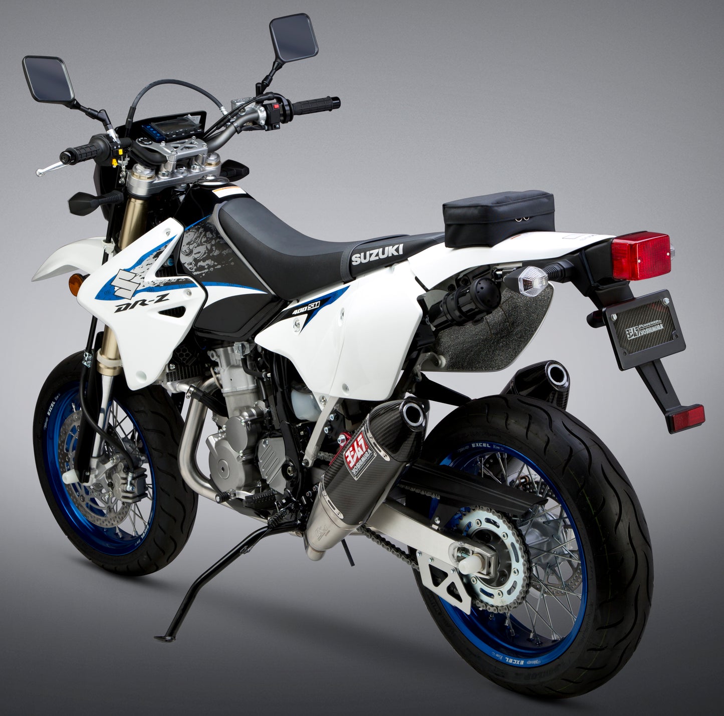 YOSHIMURA Signature RS 4 full exhaust system for dual applications, featuring polished metal pipes and exhaust tips.