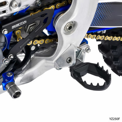 ZETA Max Foot Peg for Yamaha models, part ZE93-2610, durable metal foot peg with textured surface for better grip.